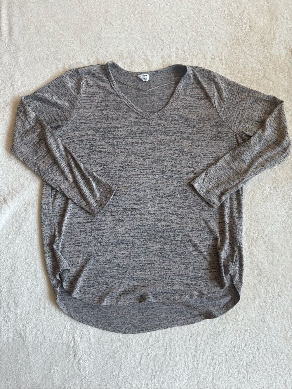 Cotton On Kathleen Long Sleeve Top Gray V Neck Curved Hem XL